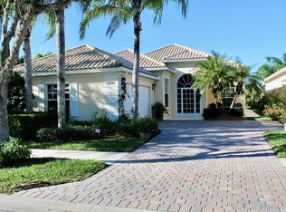 8290 SE Angelina Ct, Hobe Sound, FL 33455