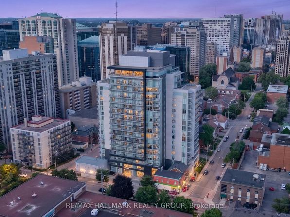 255 Bay St #201, Ottawa, ON K1R 0C5