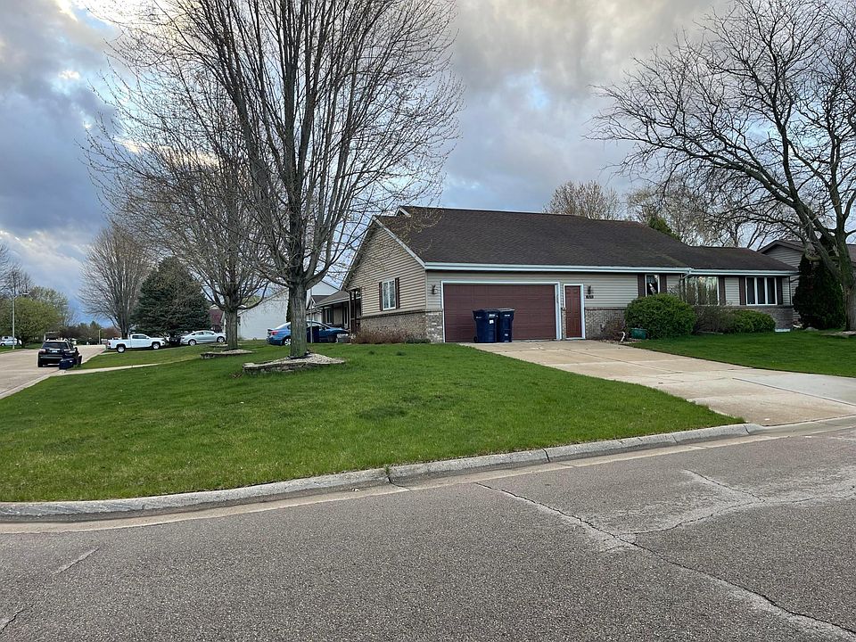 1st image of 1320 Shannon Dr