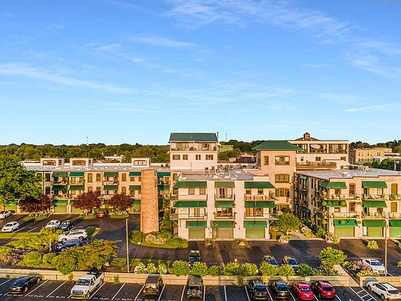 4th image of 110 N Harbor Dr Unit 312