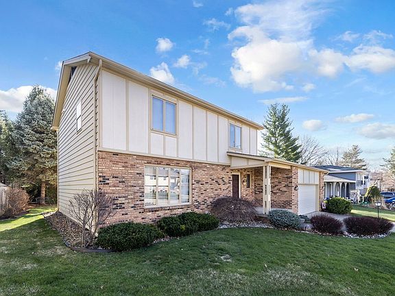 3rd image of 4454 Lawson Dr