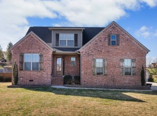 4054 Oak Pointe Dr, Pleasant View, TN 37146
