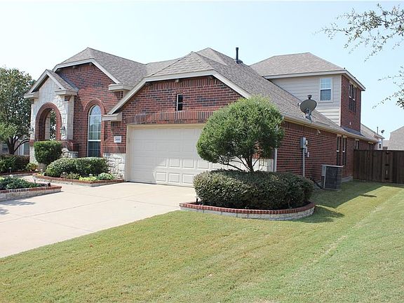 3rd image of 4408 Wembley Ct