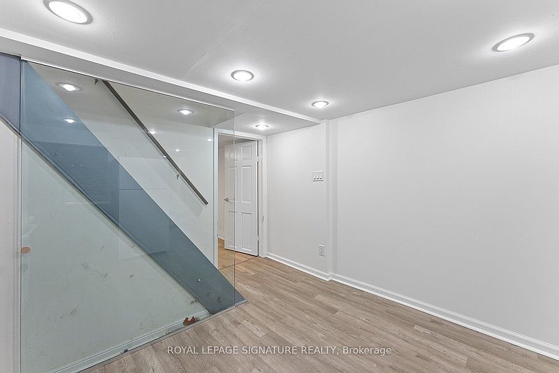 Toronto Townhouse for rent - 2 Bedrooms — photo 5