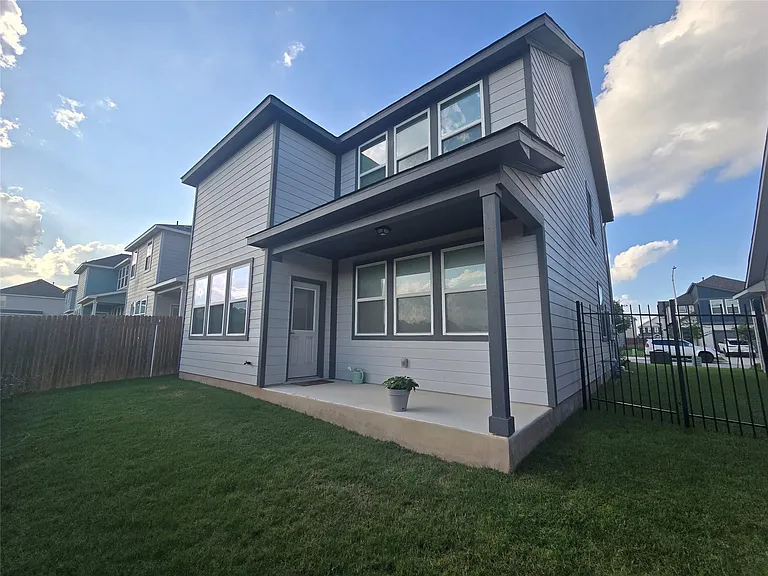 2913 Saint Regis Dr — Photo 20