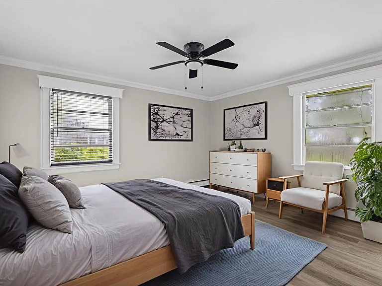 4200 Dartmouth St — Photo 19
