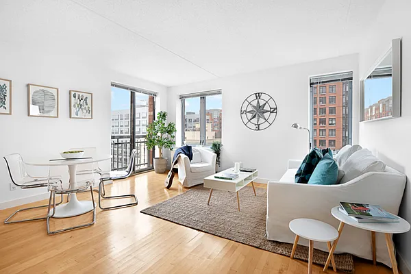 Sold by Compass | media 1