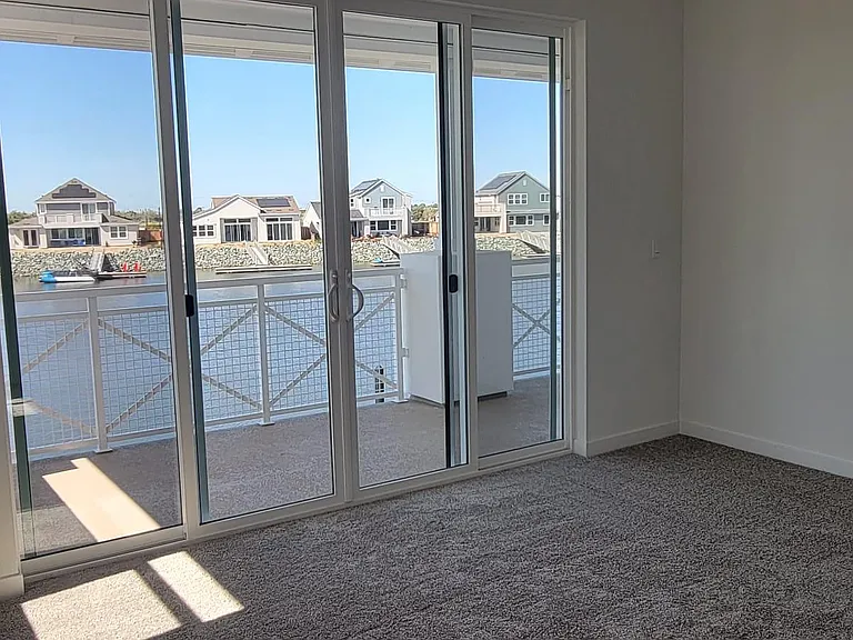 325 Navigators Pl — Photo 14