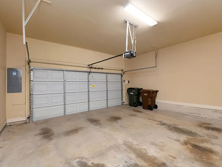 7914 Bishop Rd — Photo 26