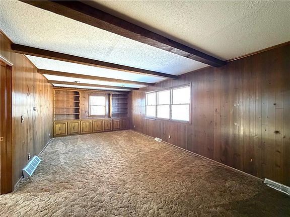 5th image of 1412 Ridgeway Dr