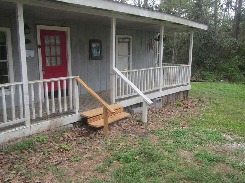 1st image of 111 Pin Tail Dr