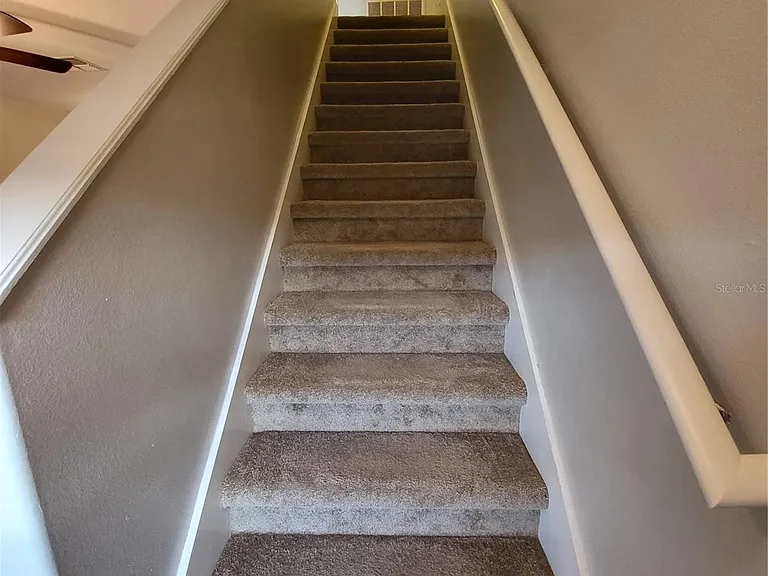 4060 Winding Vine Dr — Photo 16