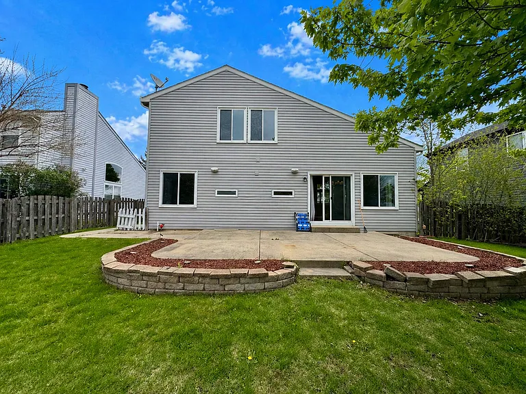 871 Taralon Trl — Photo 11
