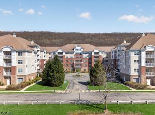 5213 Warrens Way BUILDING 5-213, Wanaque, NJ 07465