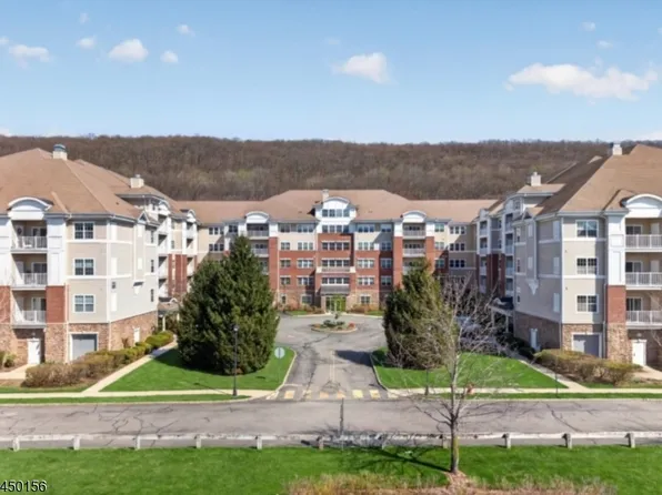 5213 Warrens Way BLDG 5 #213, Wanaque Boro, NJ 07465