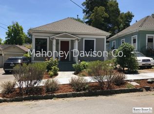 405 Oak St, Petaluma, CA 94952