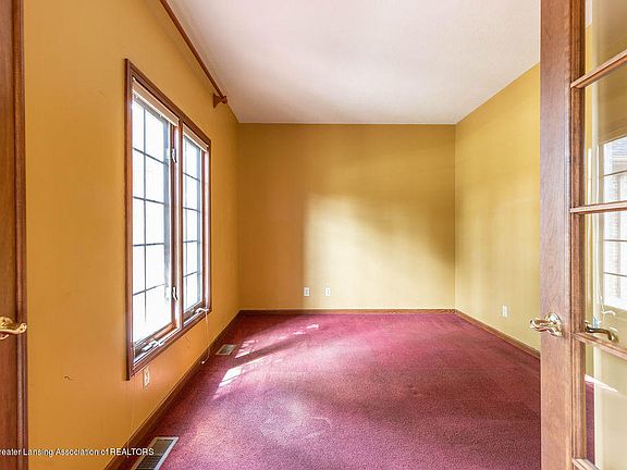 4th image of 3716 Fairhills Dr
