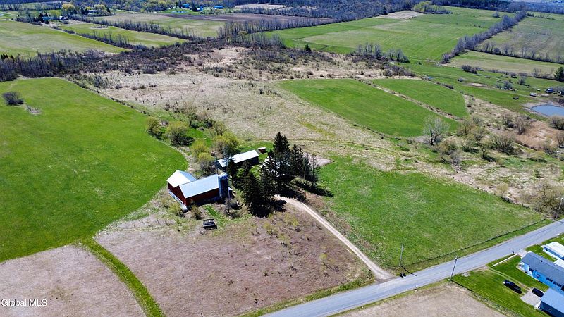 4th image of 1359 Kringsbush Road