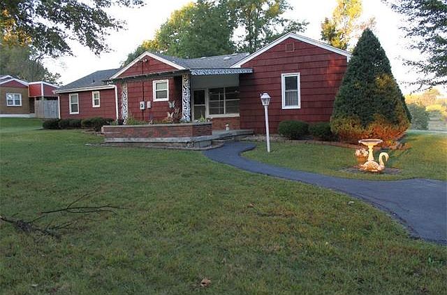 1st image of 2801 S Hardy Ave