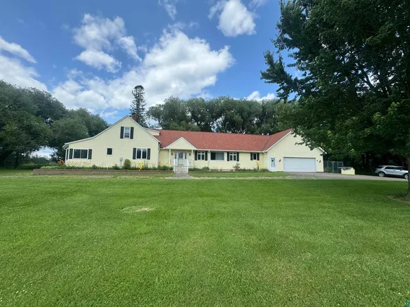 93109 Wagon Wheel Rd, Sturgeon Lake, MN 55783