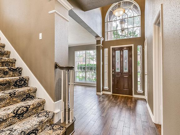 5th image of 15303 Woodland Orchard Ln