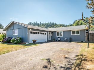 109 Holly Park St, Longview, WA 98632