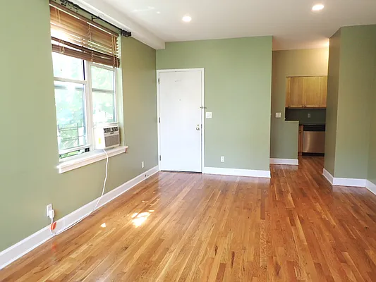 Rented by Brooklyn Heights Real Estate Inc | media 15