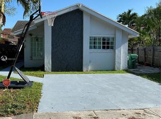 8980 SW 4th Ln, Miami, FL 33174