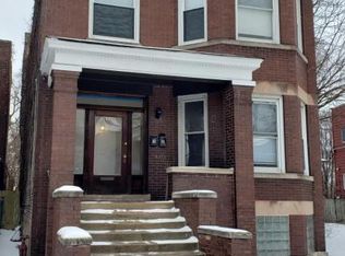 7833 S Burnham Ave, Chicago, IL 60649