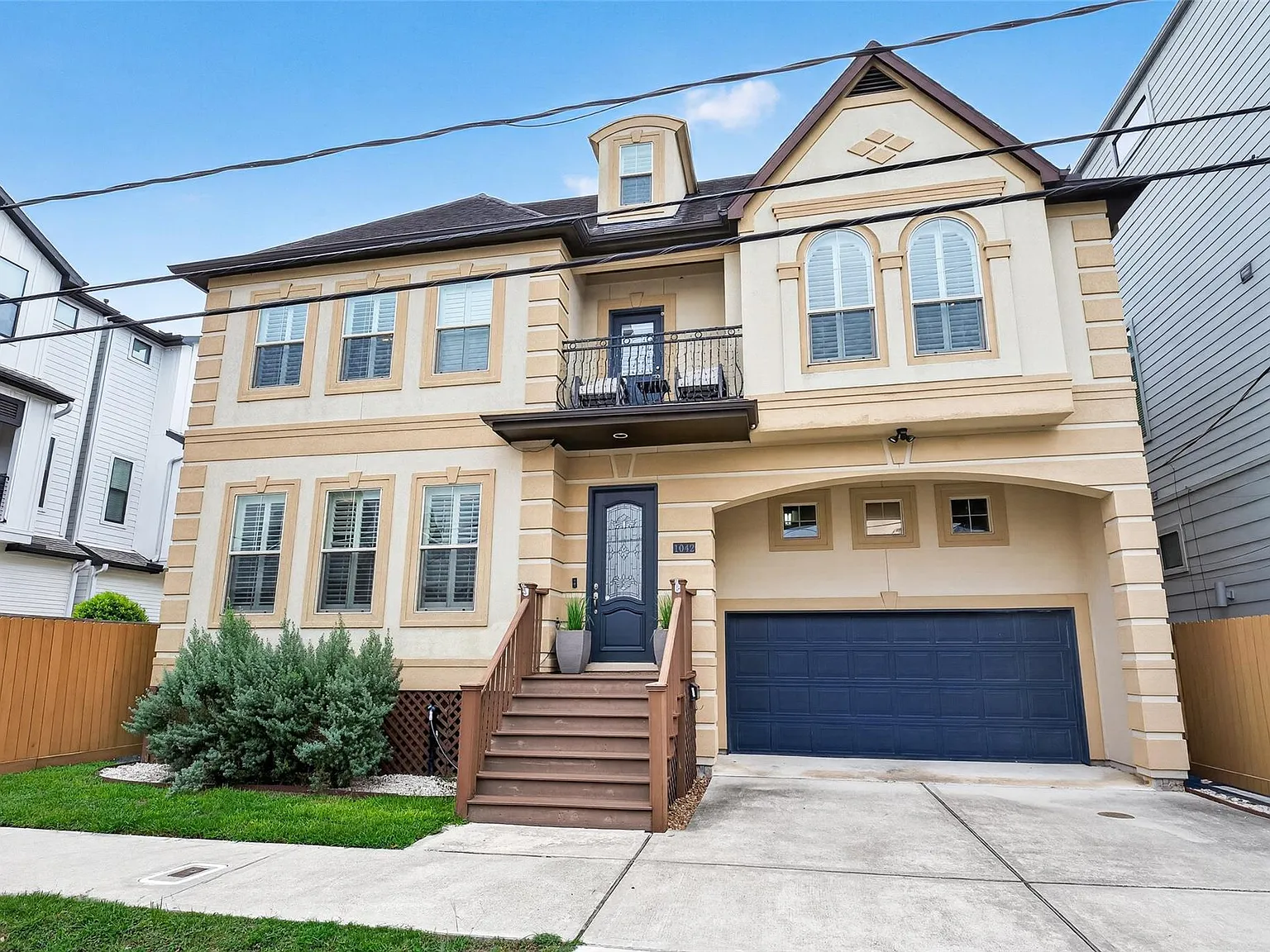 5 bed, 4.0 bath, 3501 sqft, $6,500 — Photo 4