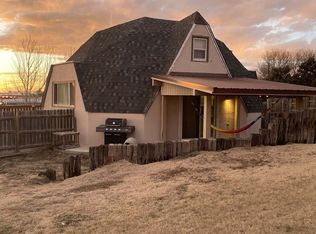 660 S Randy Ln, Garden City, KS 67846