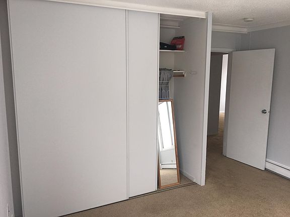Bedroom 2 Wardrobe