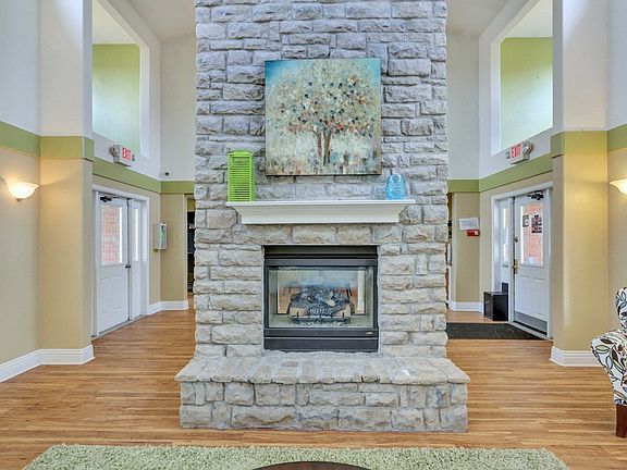 4th image of 1245 E Lincoln Ave #308