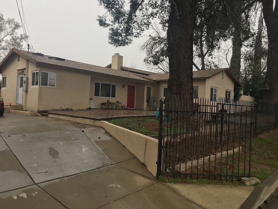 2nd image of 483 N 16th St