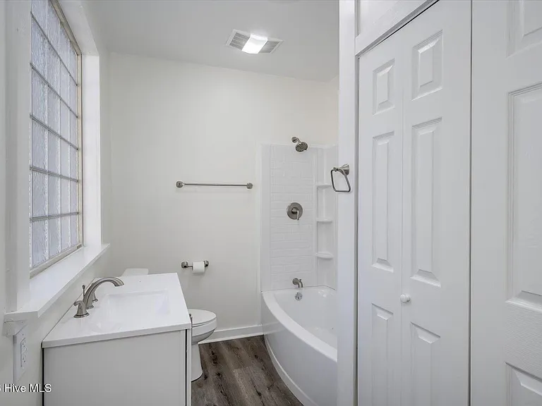 311 Abbeville Ave NE — Photo 15