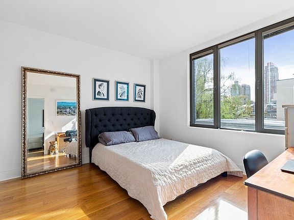 5th image of 47-28 11th St #2A