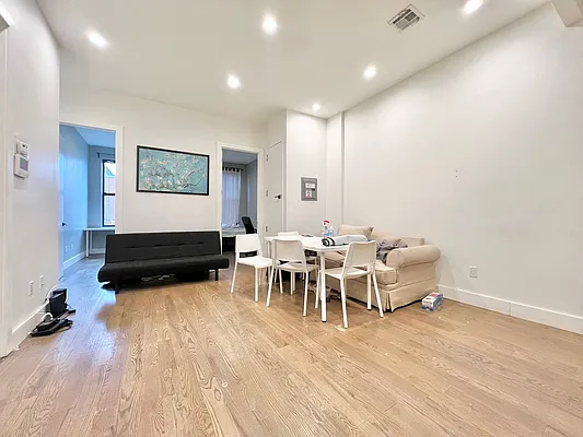 Rented by Doorway NYC, LLC | media 3