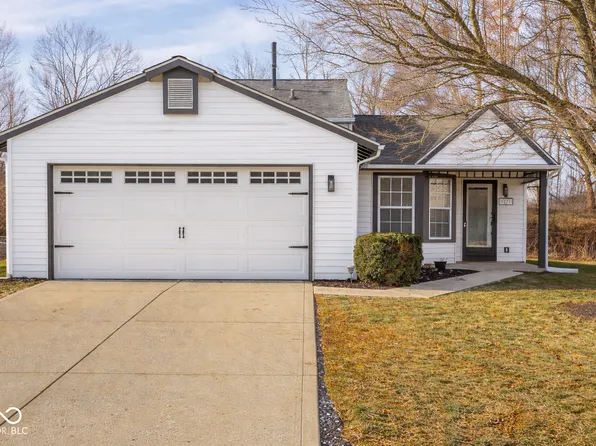 8278 N Waterford Dr, Columbus, IN 47201