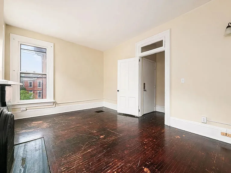 41 King Ave #D — Photo 7