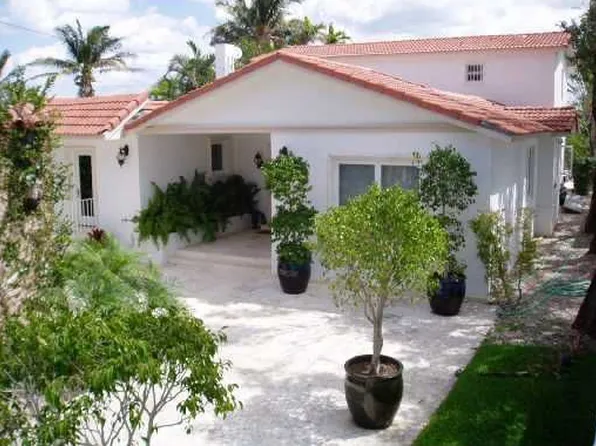 433 E Di Lido Dr, Miami Beach, FL 33139