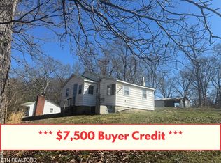 2516 Roseberry Rd, Mascot, TN 37806