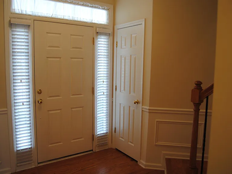 10920 Alderwood Cv — Photo 2
