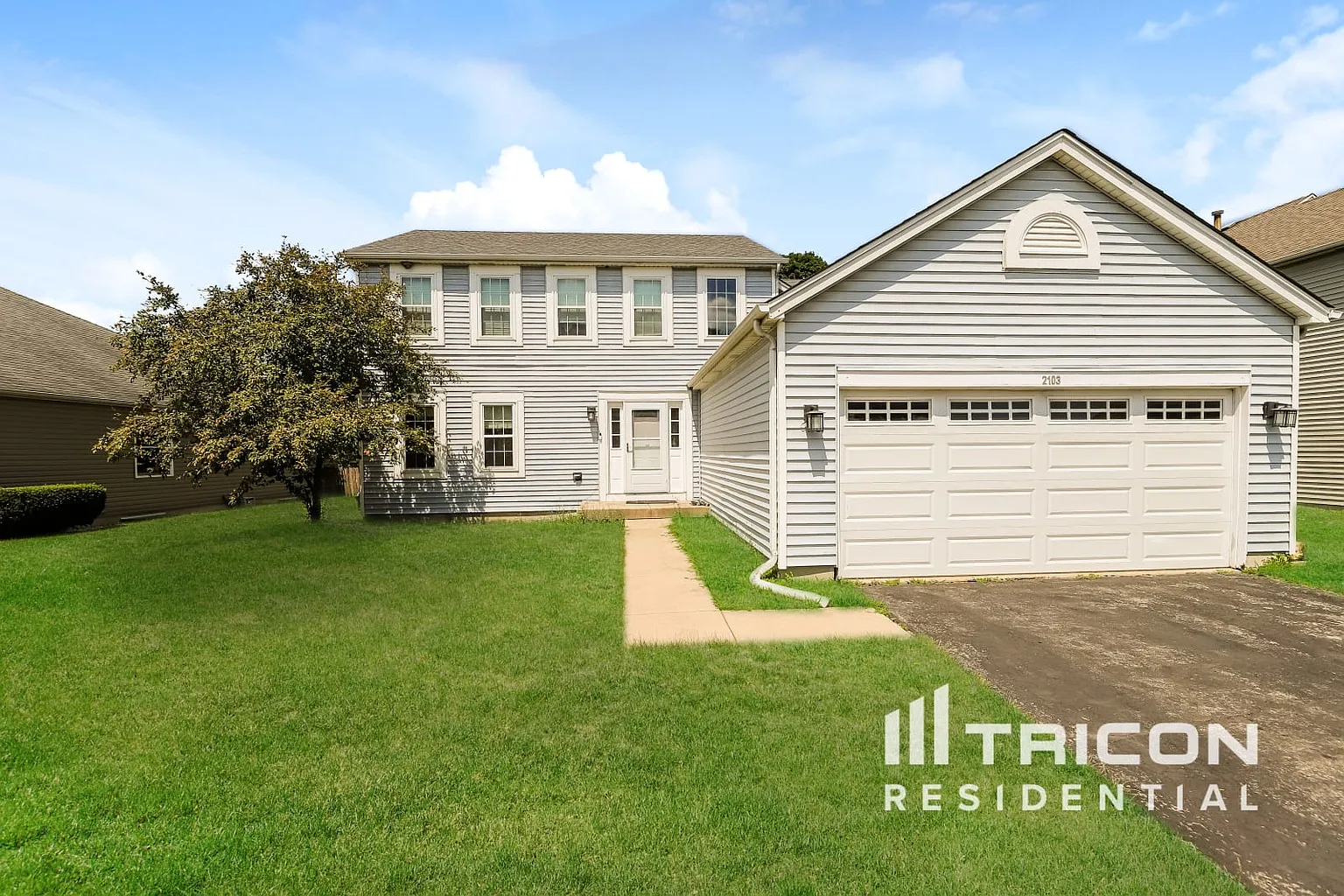 2103 Wesmere Lakes Dr photo 1