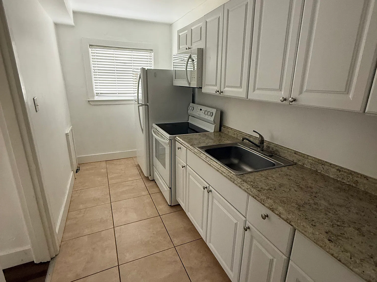 1 bed, 550 sqft, $1,500 — Photo 2