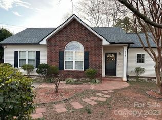 6800 Bodgit Ln, Charlotte, NC 28215