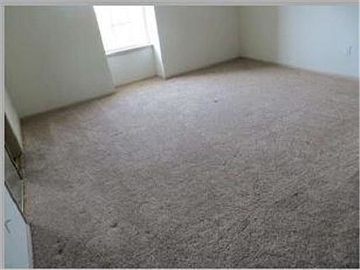 4th image of 717 SE 14th St #141A