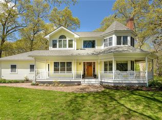 6 River Oak Rd, Barrington, RI 02806