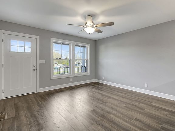5th image of 306 Hobbs Ave