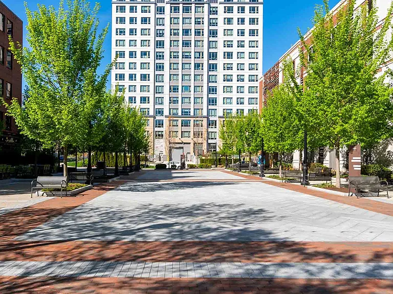 Faxon Commons — Photo 52