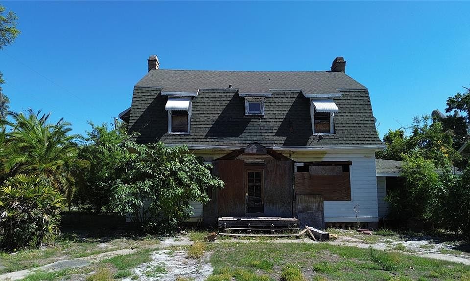 1st image of 505 E Oak St